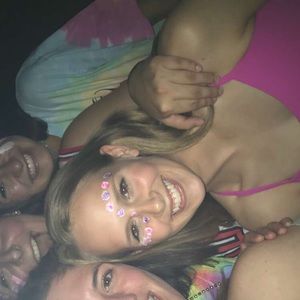 Meet your Posher, Emma